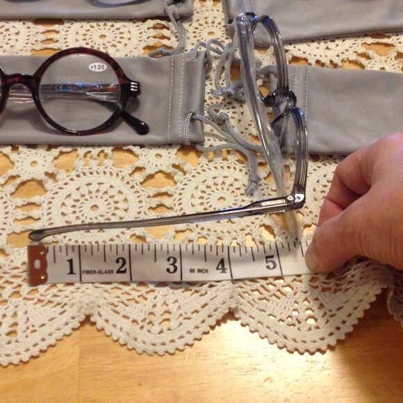 Reading Glasses, four new pair round style - Picture 8 of 9